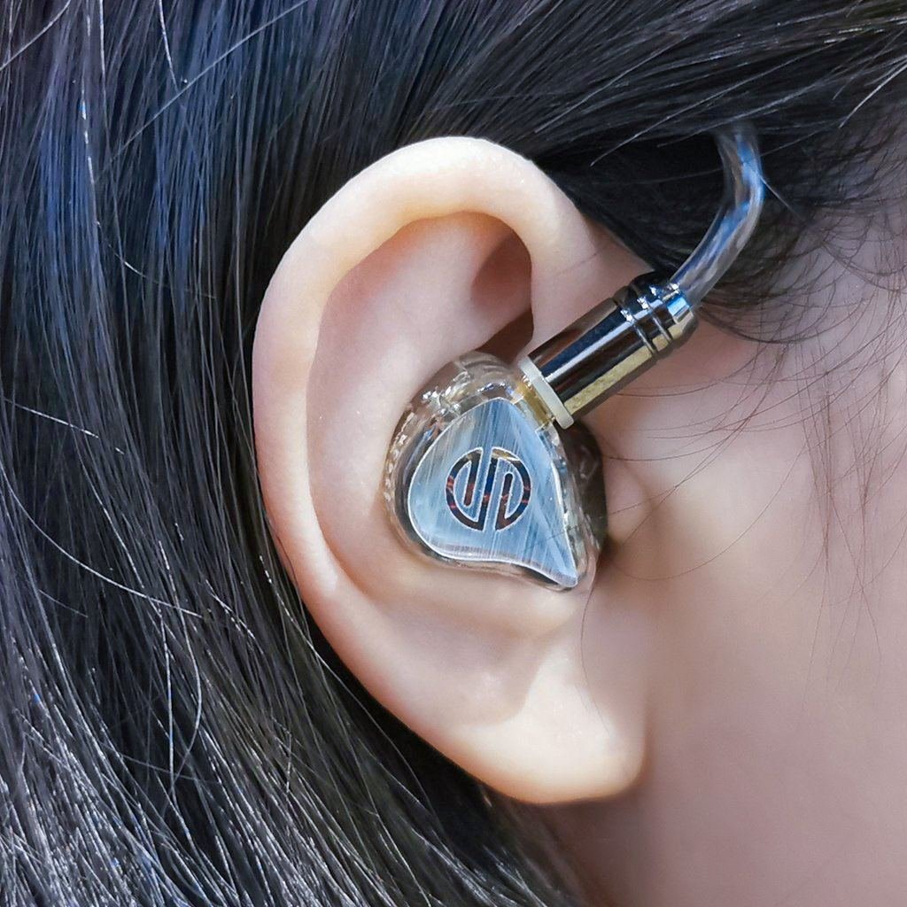 bgvp dm8 8ba iems